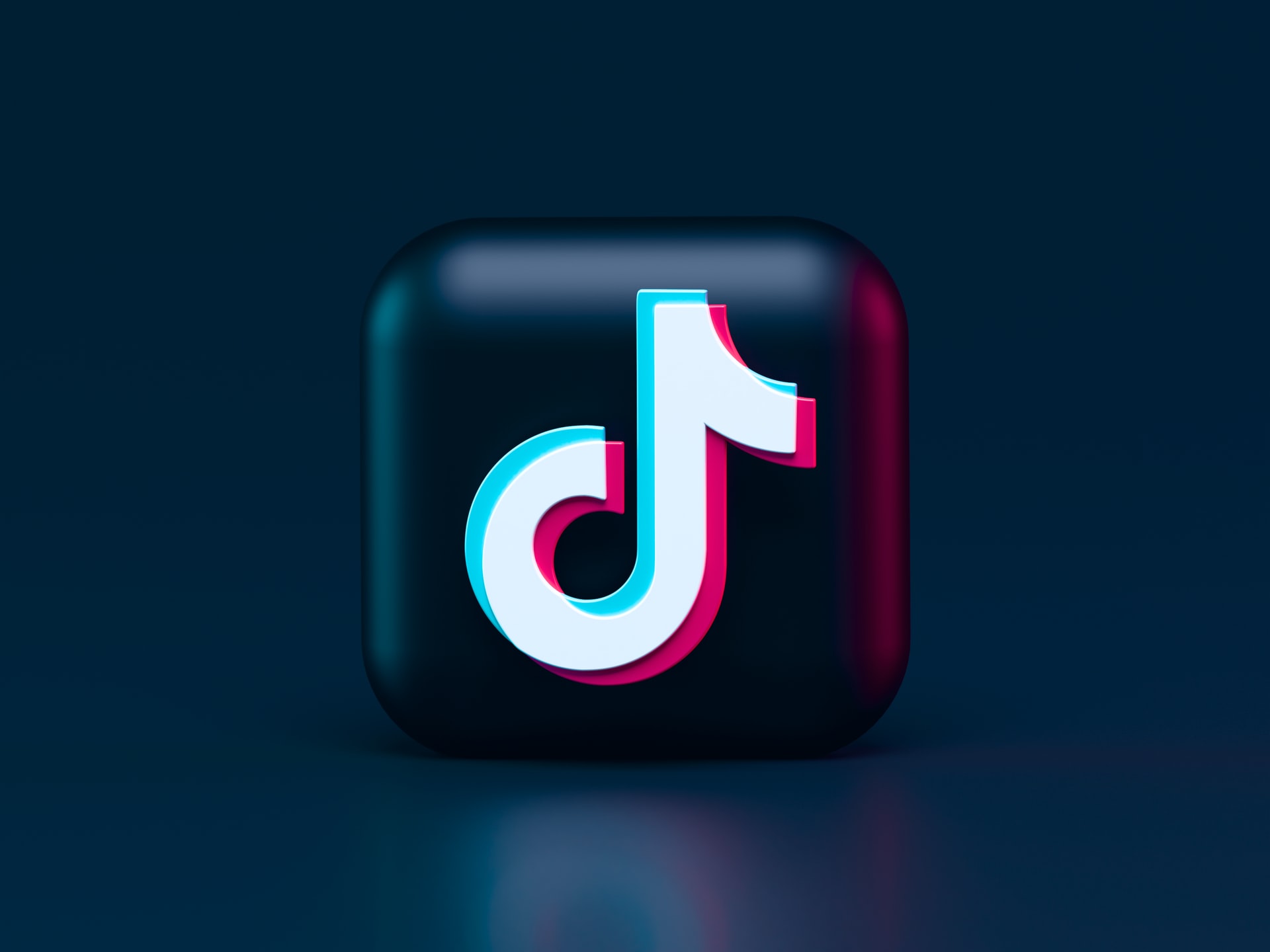 5.500 Takipçili TikTok Hesabı